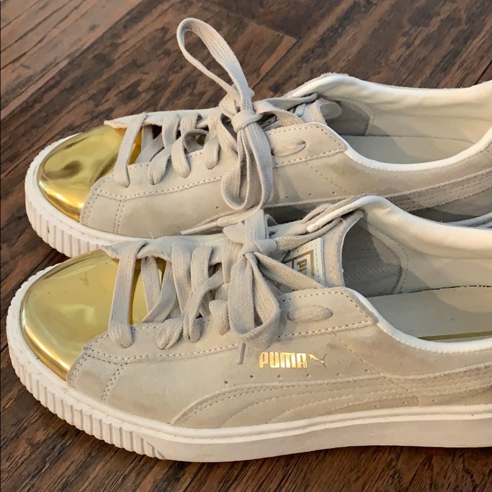 SUEDE PUMA SNEAKERS